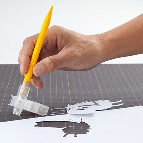 Нож OLFA " Utility Models" перовой дизайнерский, для точных работ, рукоятка с мини шпателем, 5 лезвий, 4мм OL-AK-5