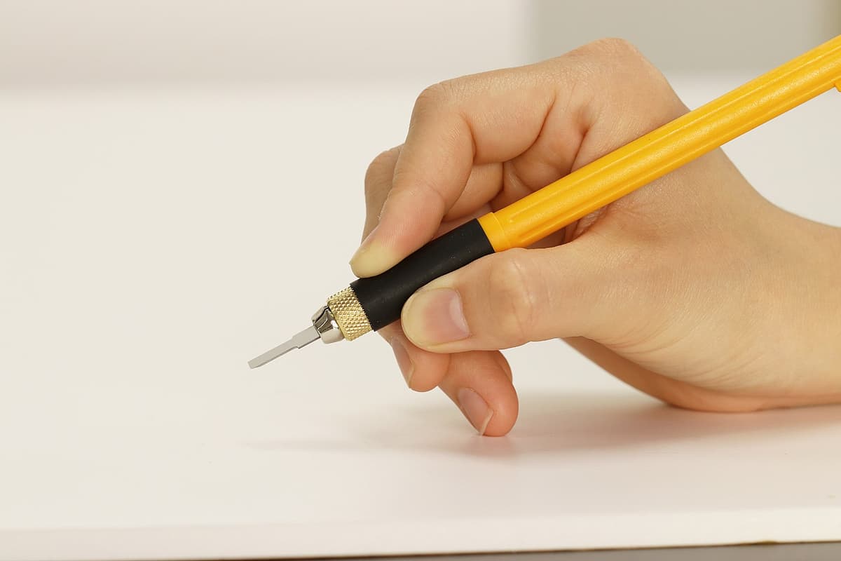 Набор OLFA Нож перовой с профильными лезвиями, 6мм, 4шт OL-AK-4