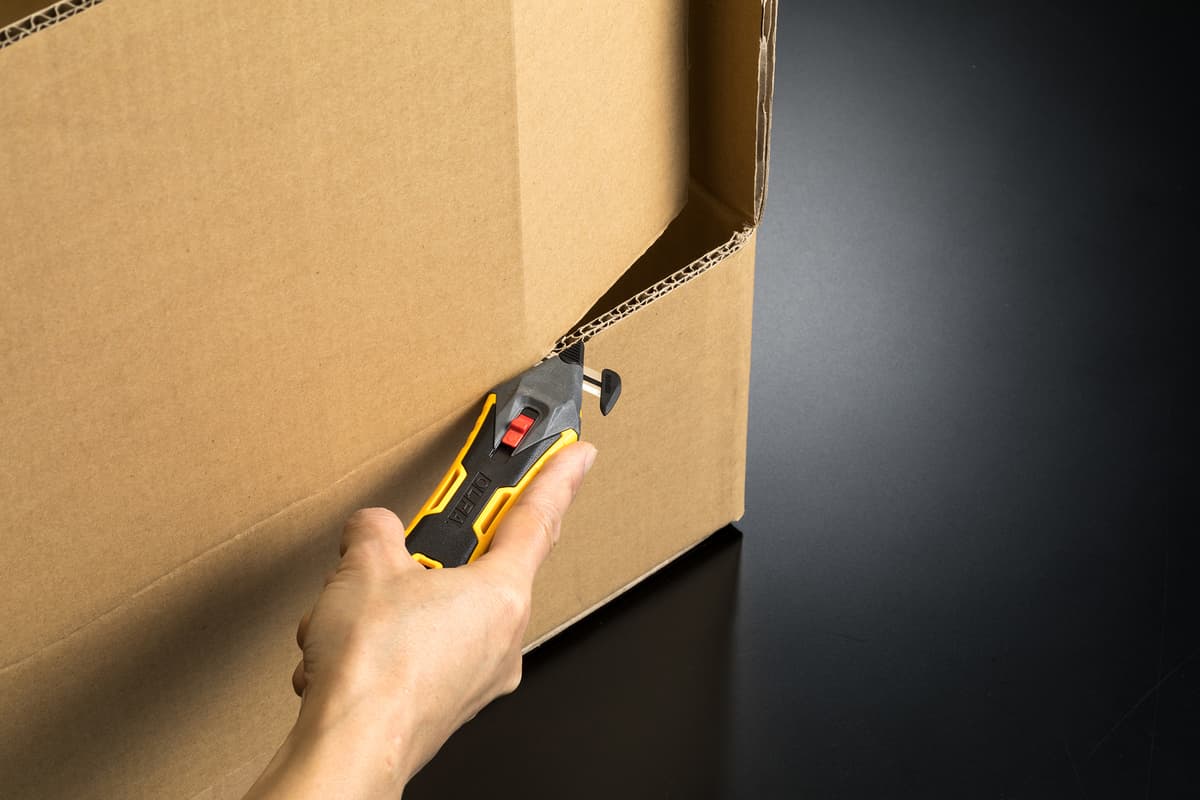 Нож OLFA, безопасный для вскрытия коробок OL-SK-16