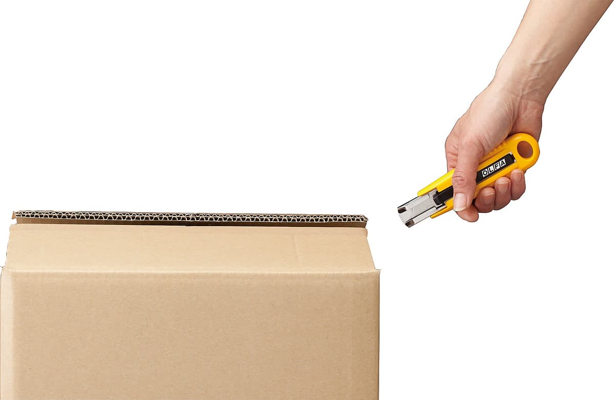 Нож OLFA с выдвижным лезвием и возвратной пружиной, 17,5мм OL-SK-4