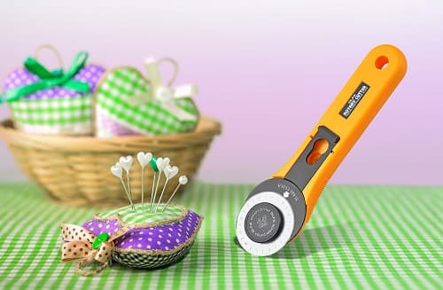 Ножи с круглыми лезвиями Olfa